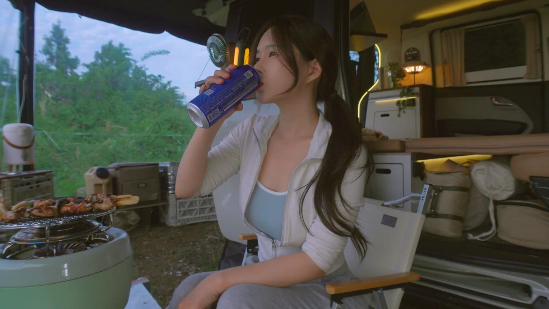 京津冀地区精品盆景吸引市民参观